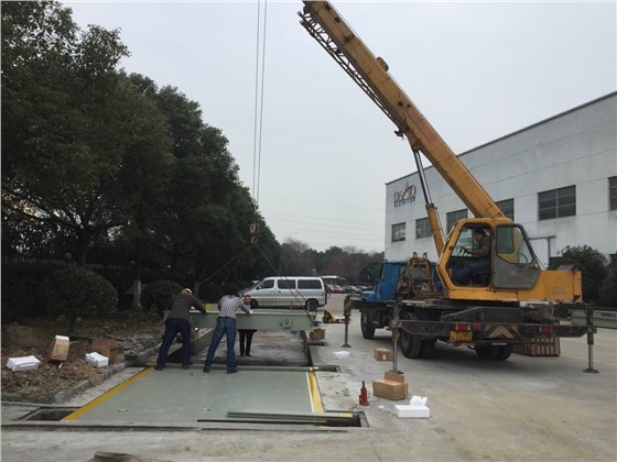 蘇州金鉆汽車地磅安裝現場